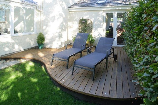 Curved timber decking