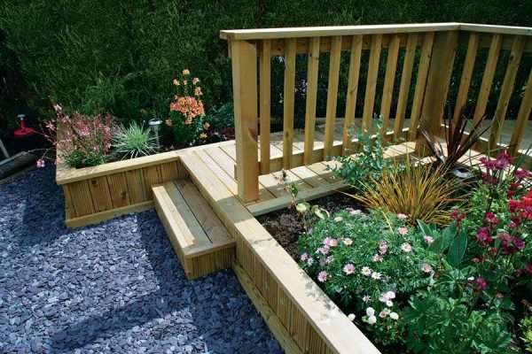 Modern timber deck railings