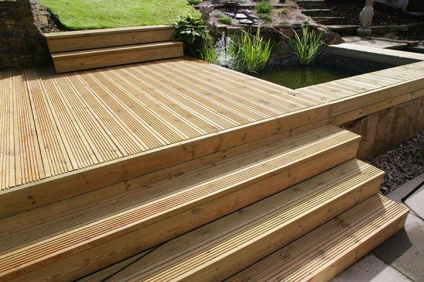 Grooved decking with pond