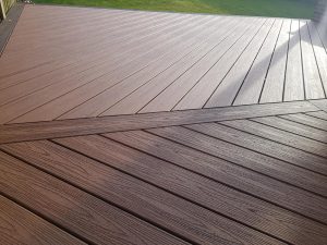 Brown Trex deck boards in different directions