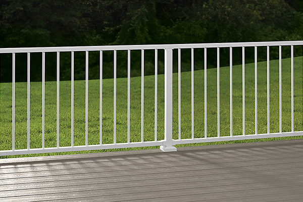 Trex Signature white railing