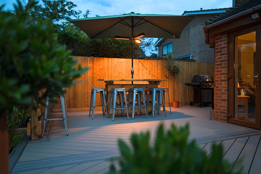 Garden bar with composite decking in Cambridgeshire