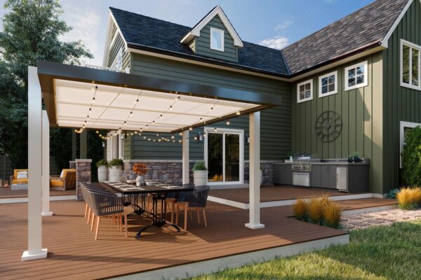 Outdoor kitchen with Trex Lineage Jasper composite decking